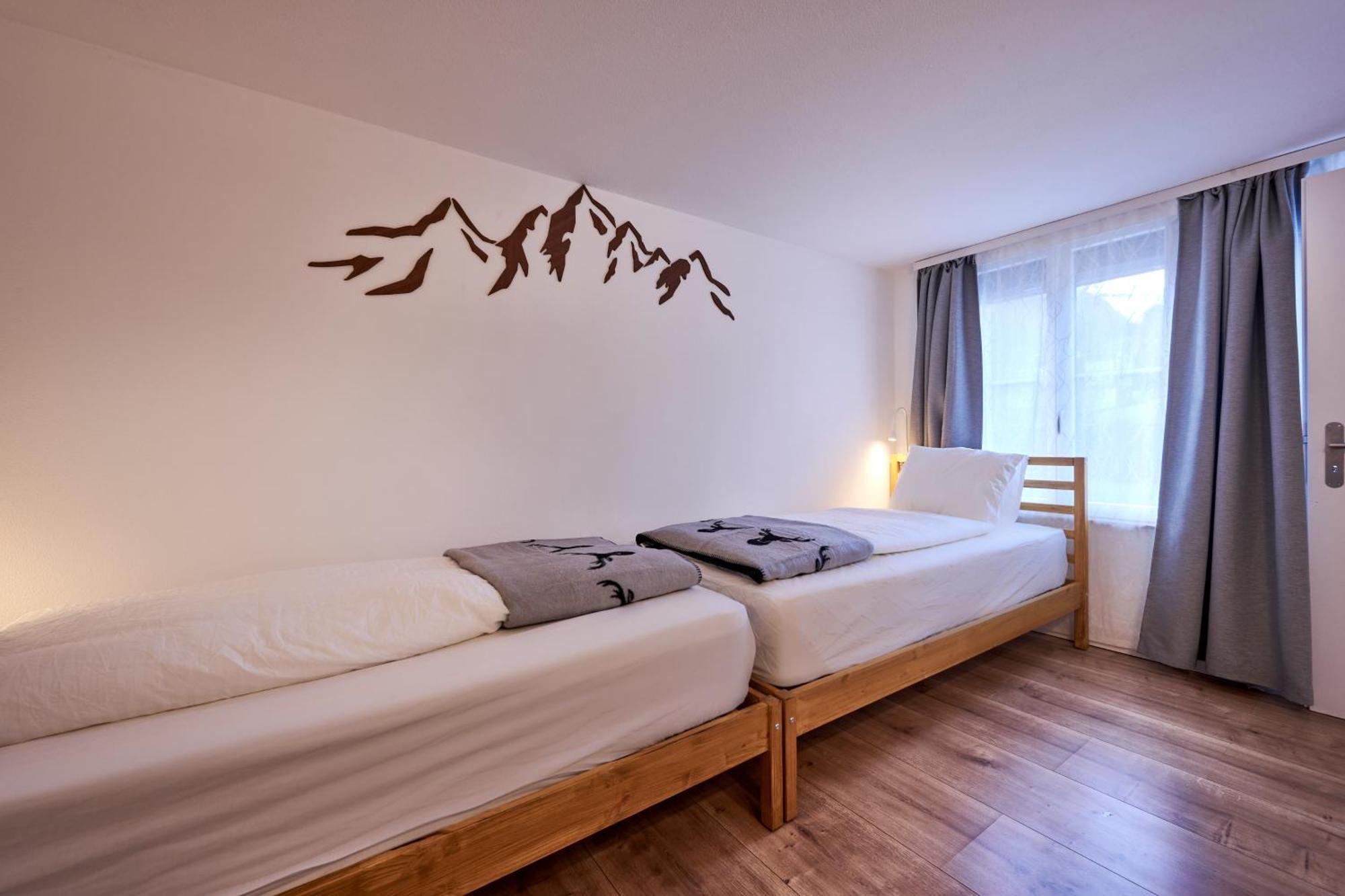 2 Bedroom Mountain View Apartment אינטרלאקן מראה חיצוני תמונה
